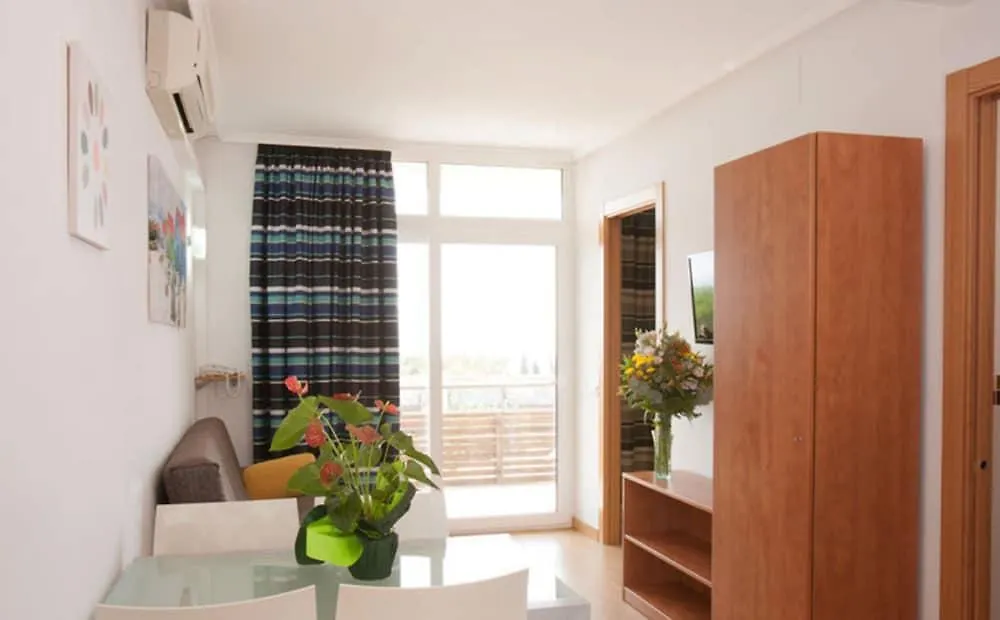 פלטחה ד'ארו Aparthotel Comtat Sant Jordi 3*, פלטחה ד'ארו ספרד