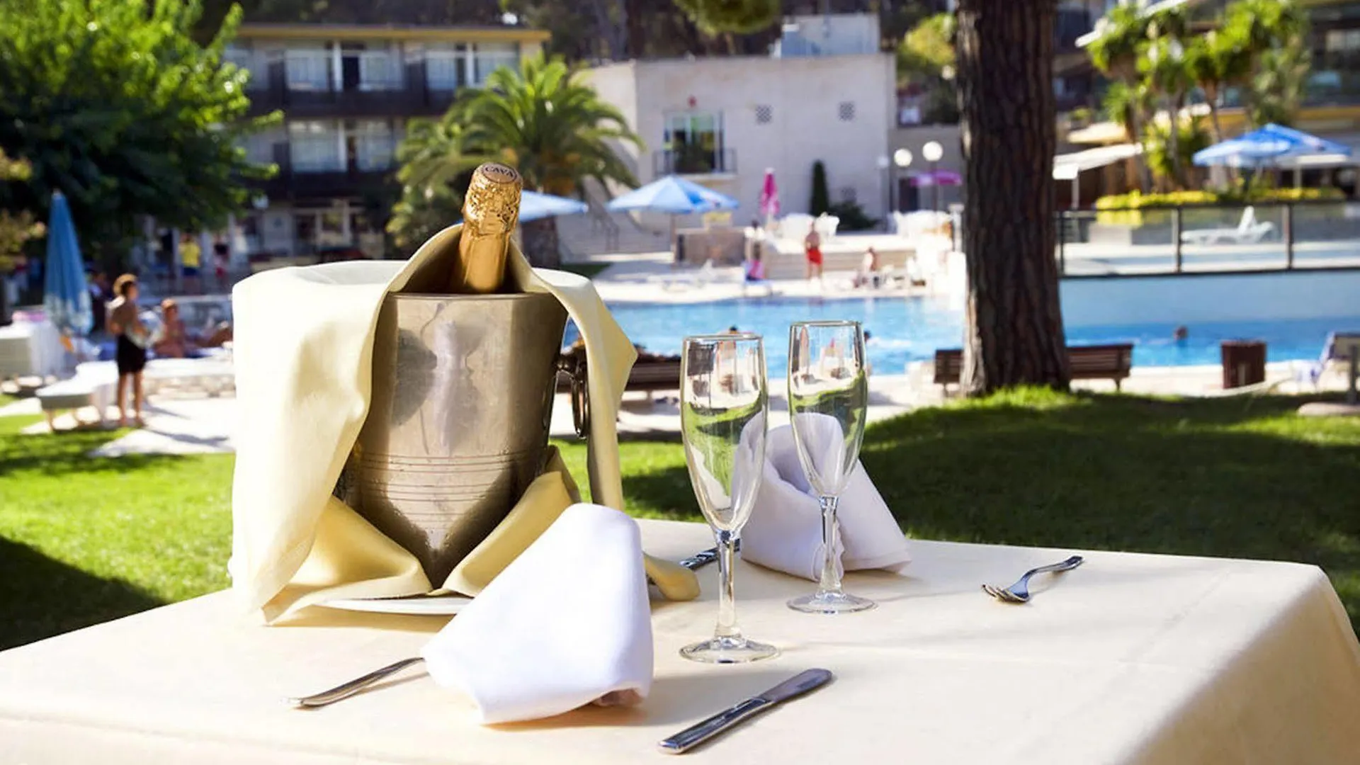 פלטחה ד'ארו Aparthotel Comtat Sant Jordi פלטחה ד'ארו